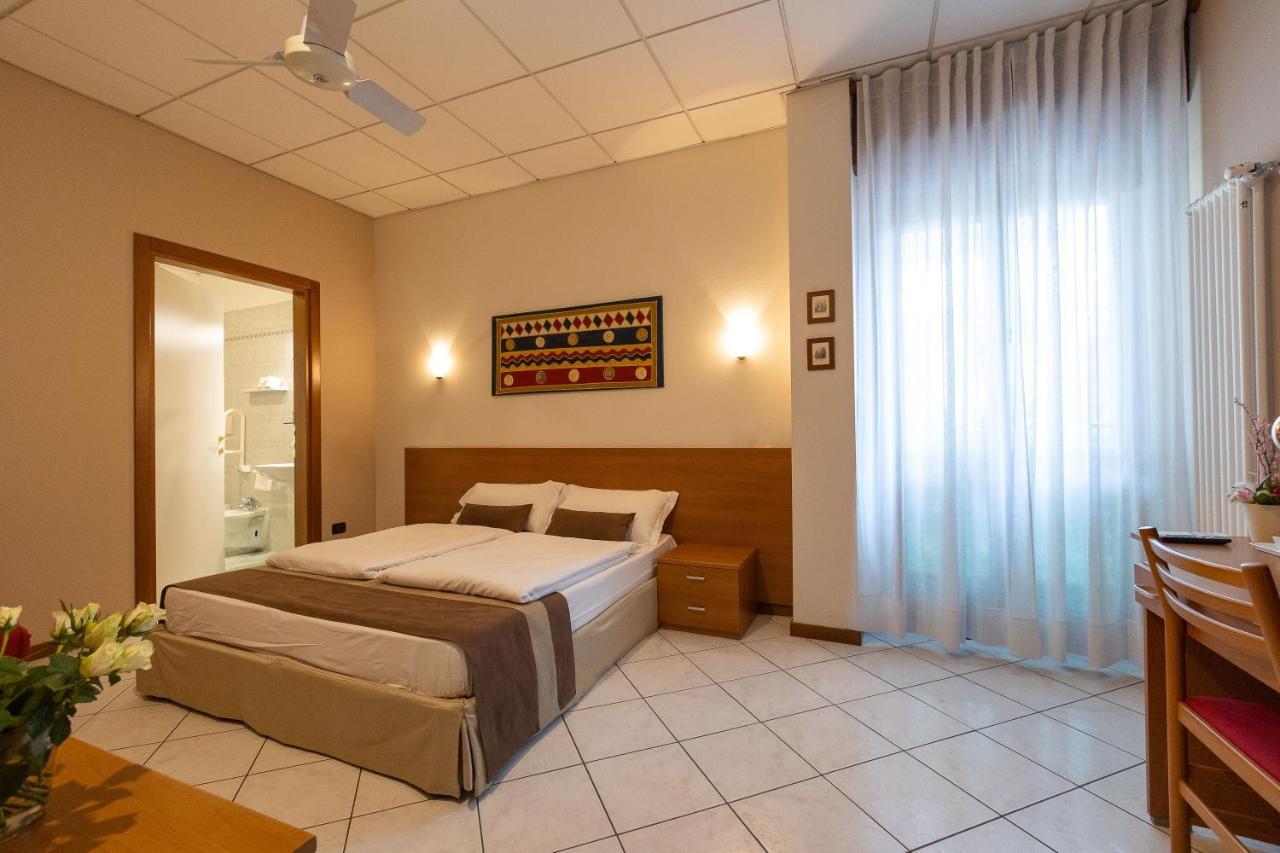 La Mimosa Lazise Hotel Exterior photo